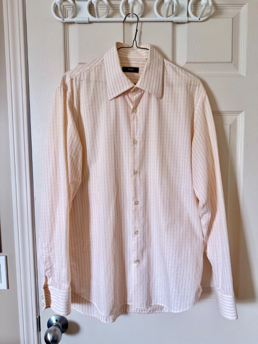 Hugo Boss Orange Stripe Dress Shirt – Regular Fit – Men’s Size 42 / 16.5